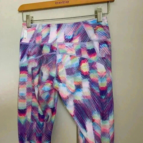 Zella Live In Crop Leggings Purple Pattern Size XS - Picture 7 of 8